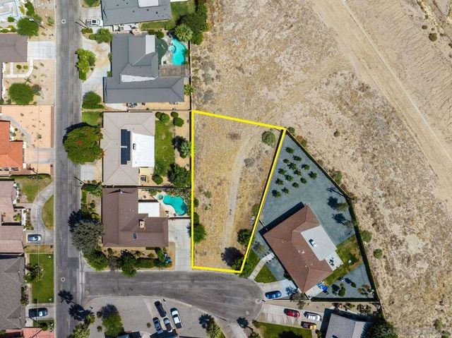 0 Hummingbird LN, La Quinta, CA 92253