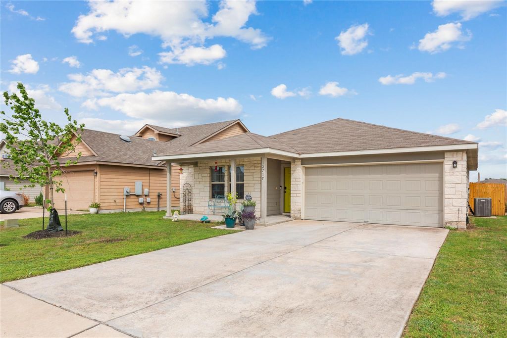 12717 Casting DR, Manor, TX 78653