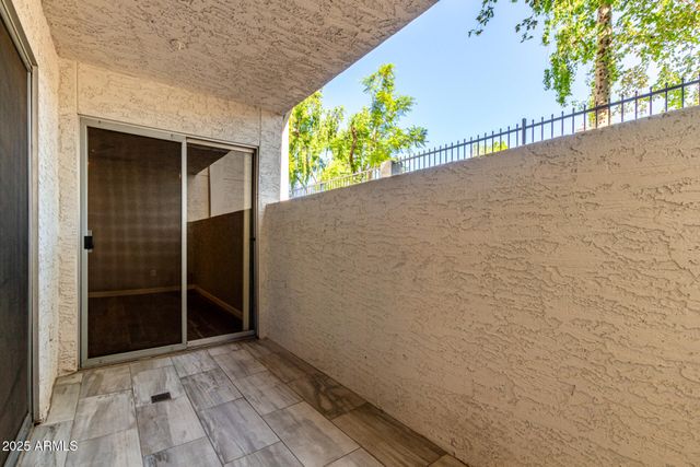 7494 E EARLL Drive 107, Scottsdale, AZ 85251