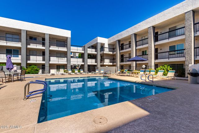 7494 E EARLL Drive 107, Scottsdale, AZ 85251