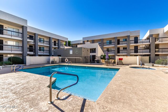 7494 E EARLL Drive 107, Scottsdale, AZ 85251