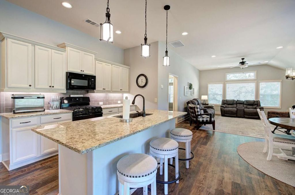 179 Grace Circle, Acworth, GA 30102 — photo 4