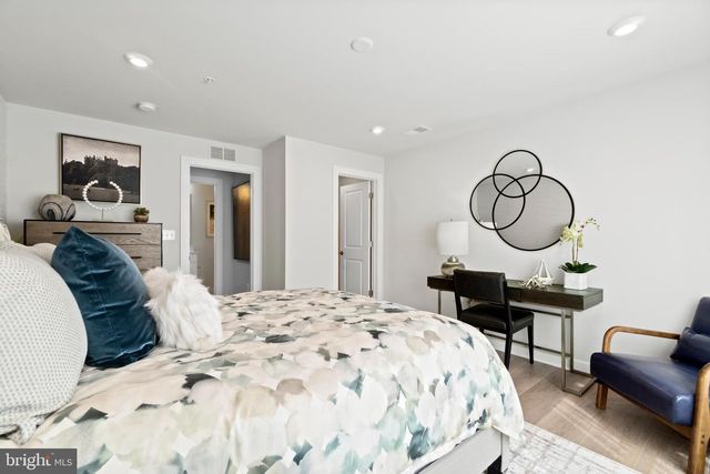 8977 KATHERINE JOHNSON ST, Manassas, VA 20109