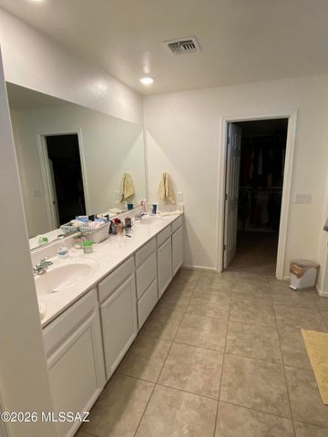15621 S Calle Tunal, Sahuarita, AZ 85629
