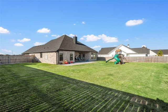 12015 Sequoia Lane, Woodway, TX 76712