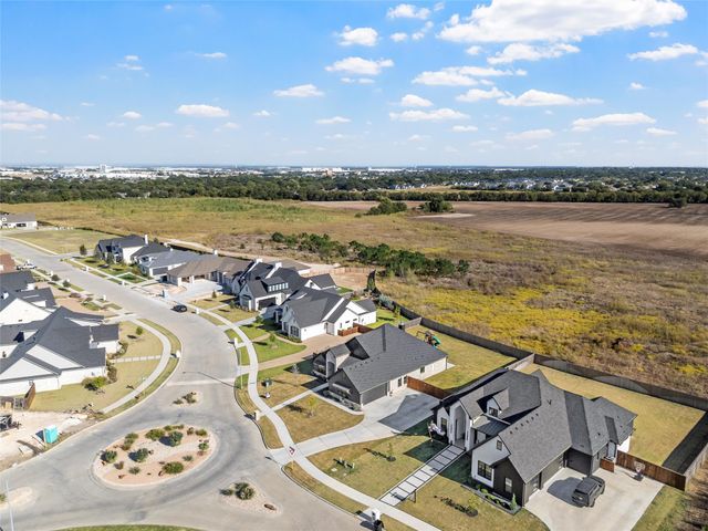 12015 Sequoia Lane, Woodway, TX 76712