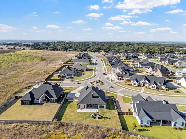 12015 Sequoia Lane, Woodway, TX 76712