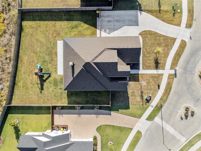 12015 Sequoia Lane, Woodway, TX 76712