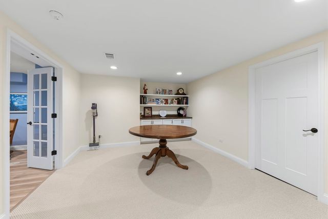 2125 Timbertrails Road, Lisle, IL 60532