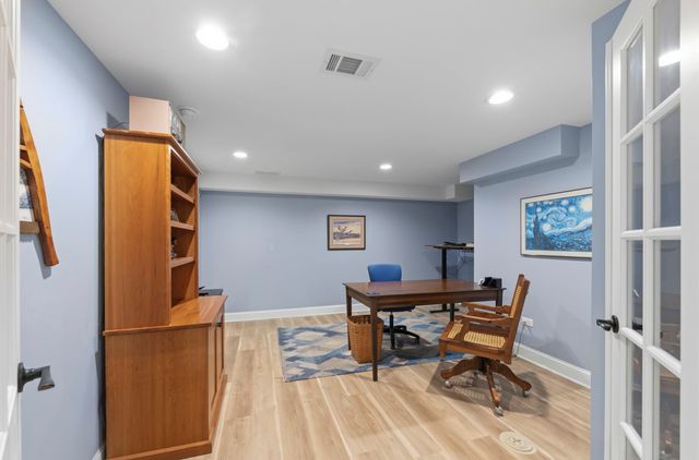 2125 Timbertrails Road, Lisle, IL 60532
