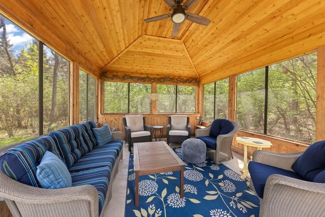 2125 Timbertrails Road, Lisle, IL 60532