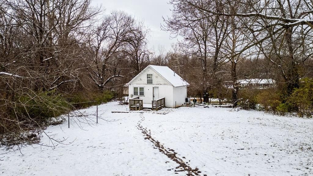 4456 N Topping Avenue, Kansas City, MO 64117