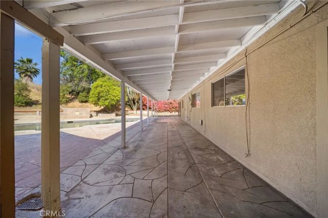 134 W Broadbent, Riverside, CA 92507