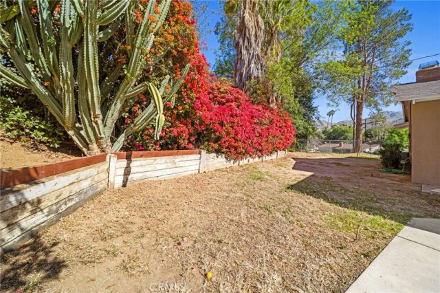 134 W Broadbent, Riverside, CA 92507