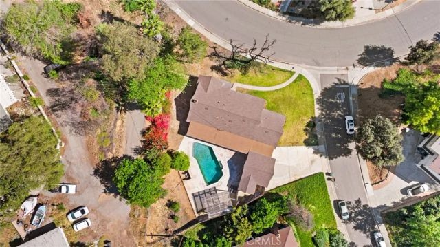 134 W Broadbent, Riverside, CA 92507