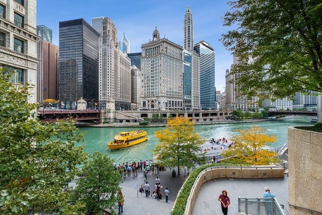 403 N Wabash Avenue 11C, Chicago, IL 60611