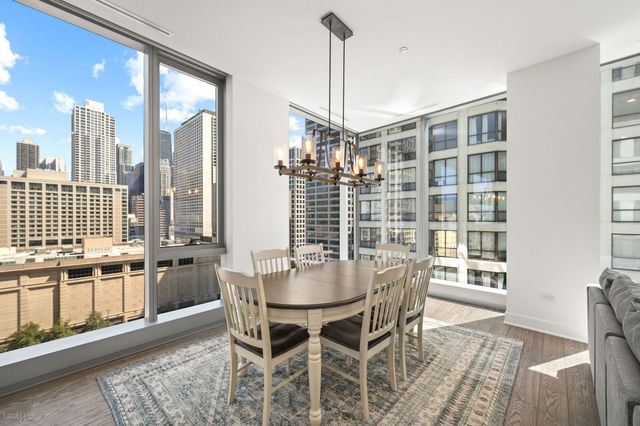 403 N Wabash Avenue 11C, Chicago, IL 60611
