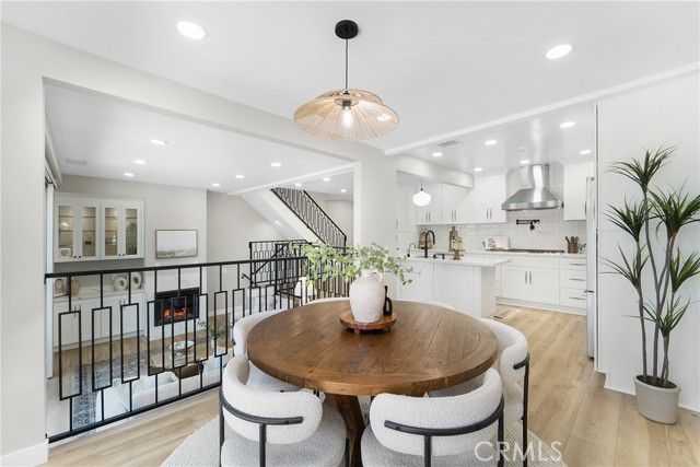 6 Barlovento Court, Newport Beach, CA 92663