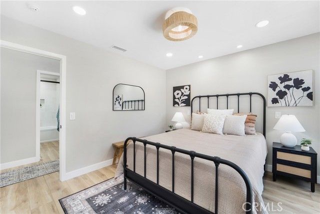 6 Barlovento Court, Newport Beach, CA 92663