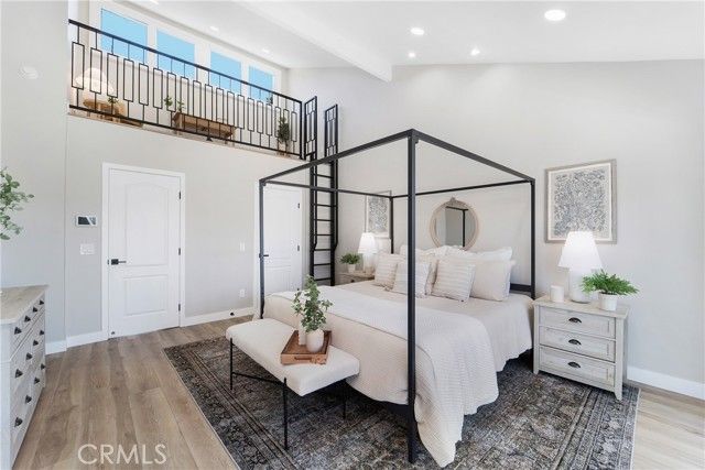 6 Barlovento Court, Newport Beach, CA 92663