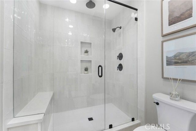 6 Barlovento Court, Newport Beach, CA 92663