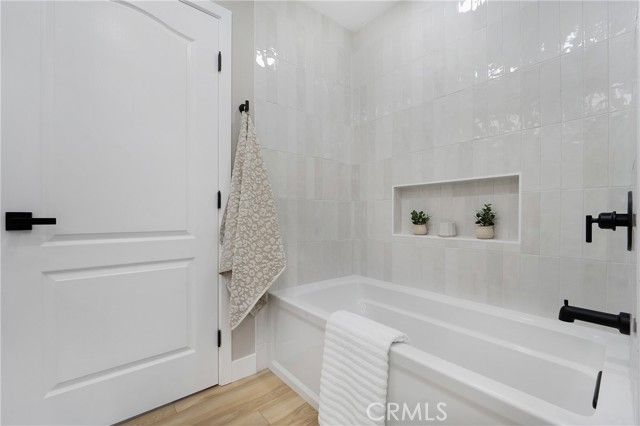 6 Barlovento Court, Newport Beach, CA 92663