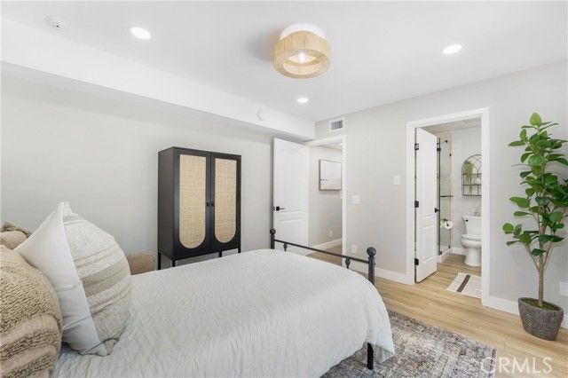 6 Barlovento Court, Newport Beach, CA 92663