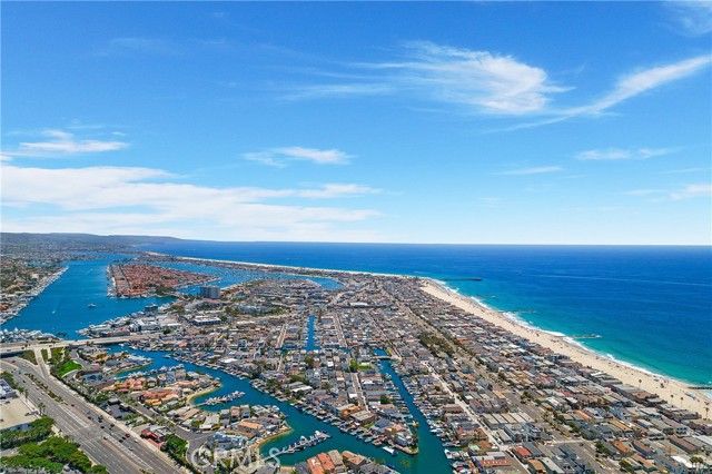 6 Barlovento Court, Newport Beach, CA 92663