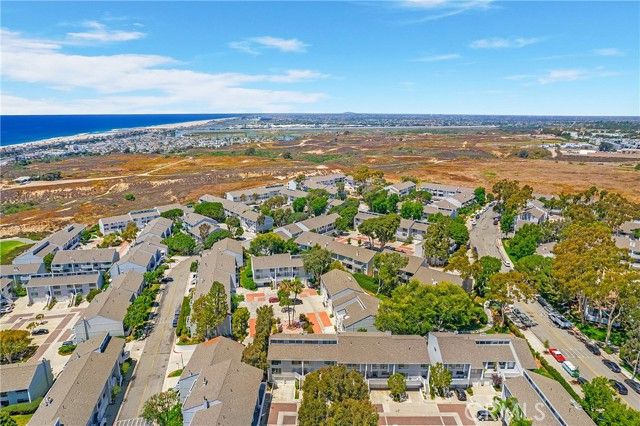 6 Barlovento Court, Newport Beach, CA 92663