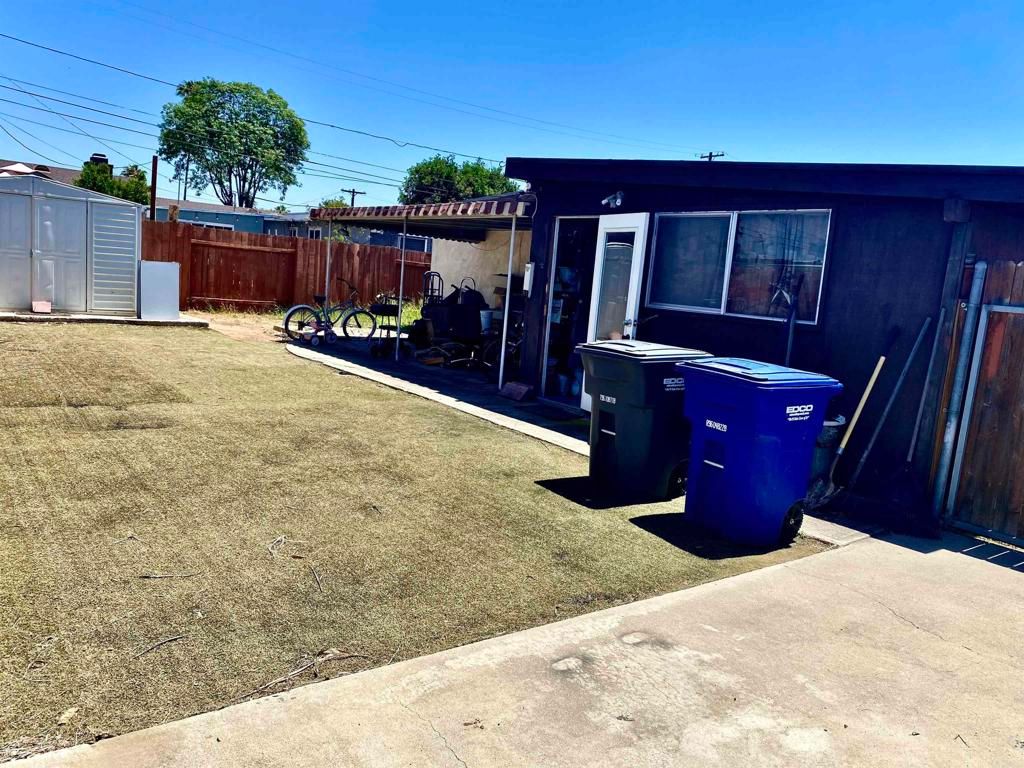 Image 11 of property listing at 185 S Ivory, El Cajon, CA 92019