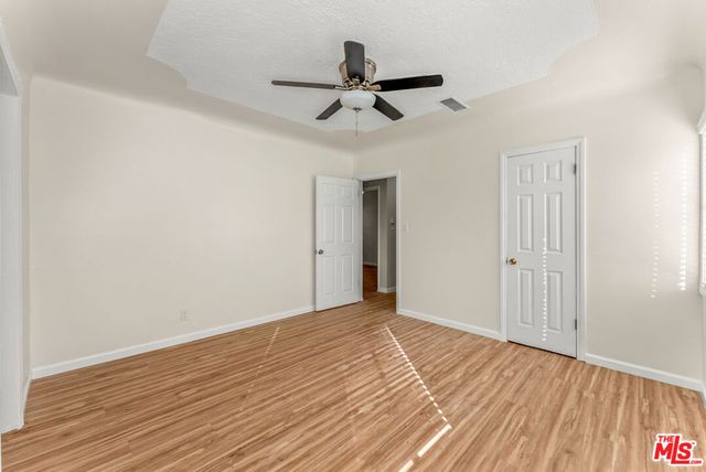 8905 S Wilton, Los Angeles, CA 90047