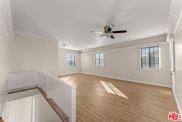 8905 S Wilton, Los Angeles, CA 90047