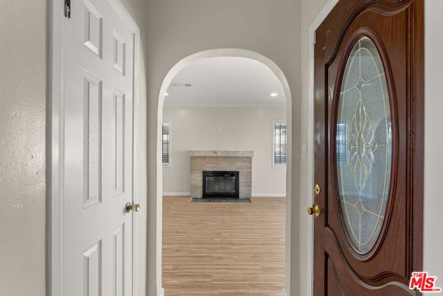 8905 S Wilton, Los Angeles, CA 90047