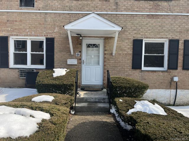 130 Glenwood Avenue 22, Yonkers, NY 10703