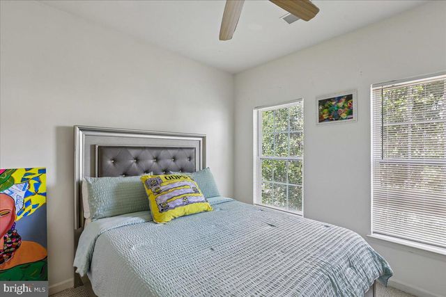 16369 GANGPLANK LN, Woodbridge, VA 22191