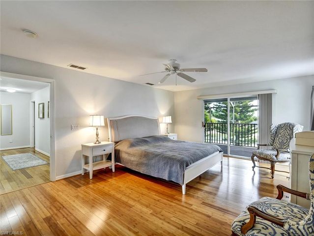 2941 Inlet Cove LN E, Naples, FL 34120