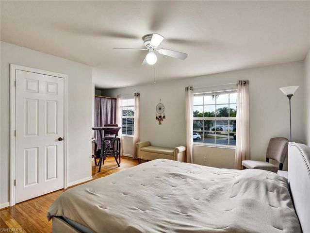 2941 Inlet Cove LN E, Naples, FL 34120