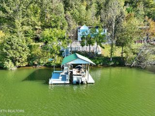 341 Clearwater Drive, Spring City, TN 37381