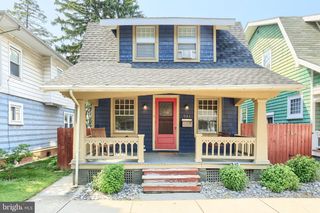 931 WAYNE AVE, York, PA 17403