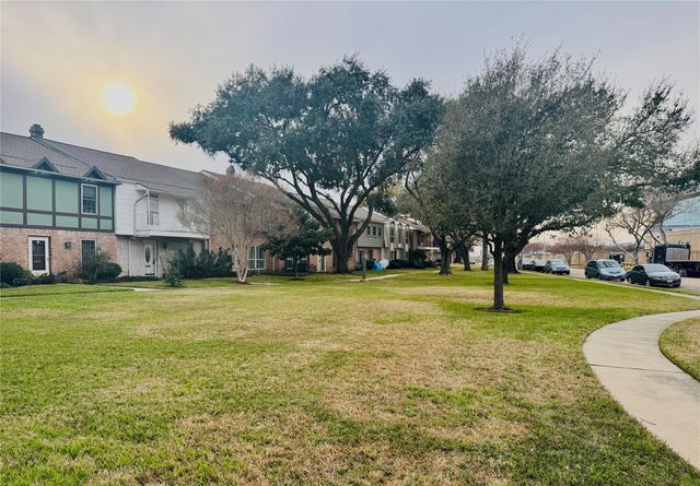 14209 Lost Meadow Lane, Houston, TX 77079