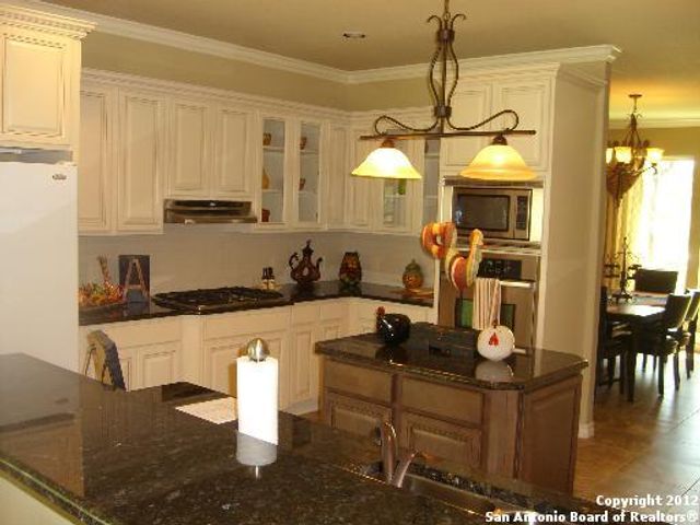 8835 Napa Landing, Boerne, TX 78015