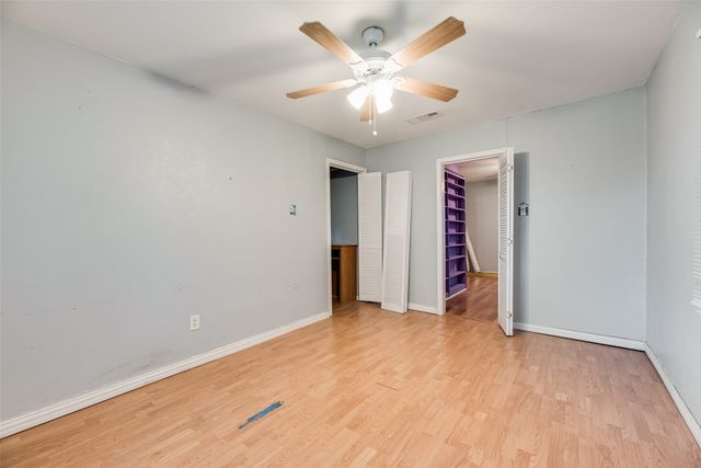 6737 Lakeside Drive, Lake Worth, TX 76135