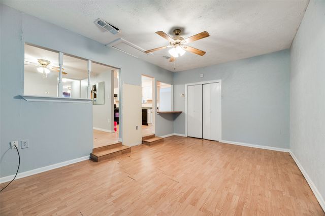 6737 Lakeside Drive, Lake Worth, TX 76135