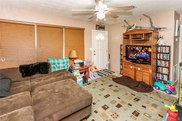 2274 SW 44th Street 2276, Fort Lauderdale, FL 33312