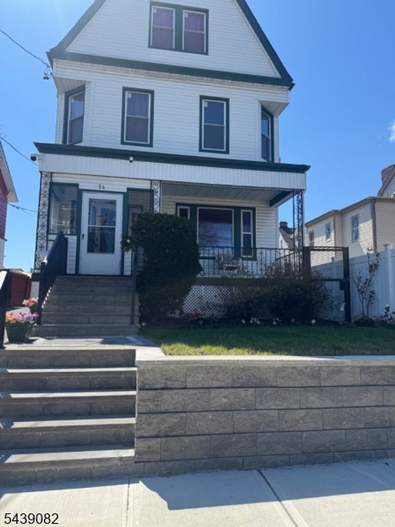 14 Helen Pl, Newark City, NJ 07106
