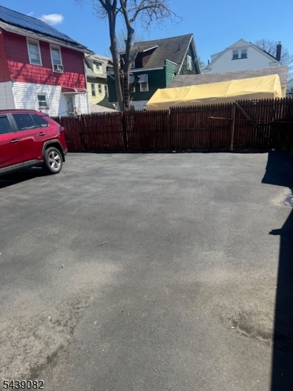 14 Helen Pl, Newark City, NJ 07106 — photo 3