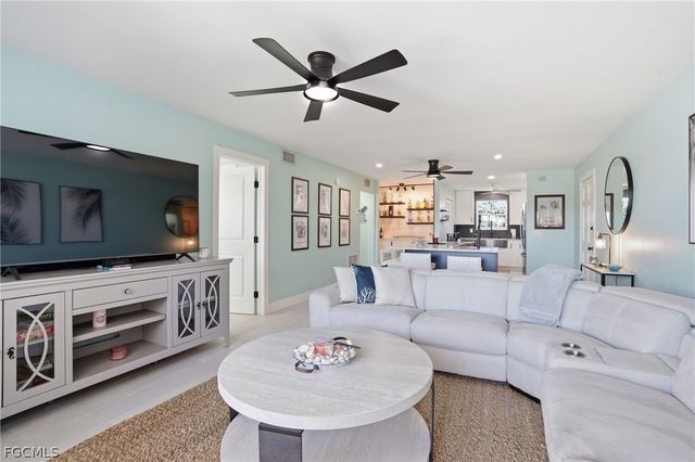 1714 Bikini CT 104, Cape Coral, FL 33904