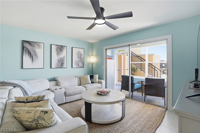 1714 Bikini CT 104, Cape Coral, FL 33904