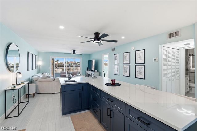 1714 Bikini CT 104, Cape Coral, FL 33904