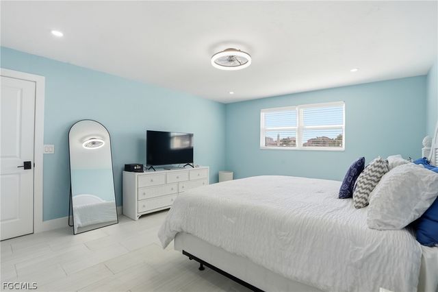 1714 Bikini CT 104, Cape Coral, FL 33904